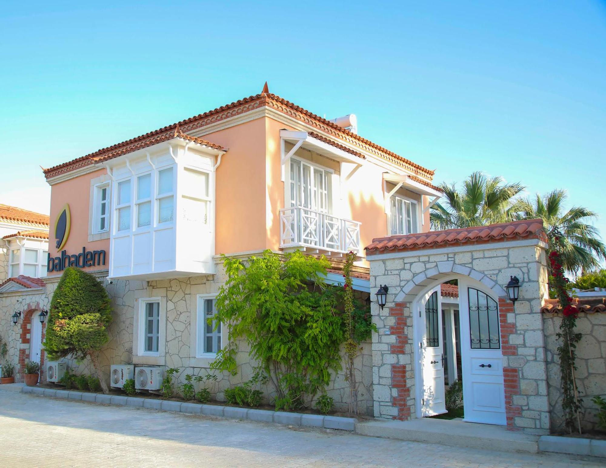 Alacati Balbadem Hotel (Adults Only) エクステリア 写真